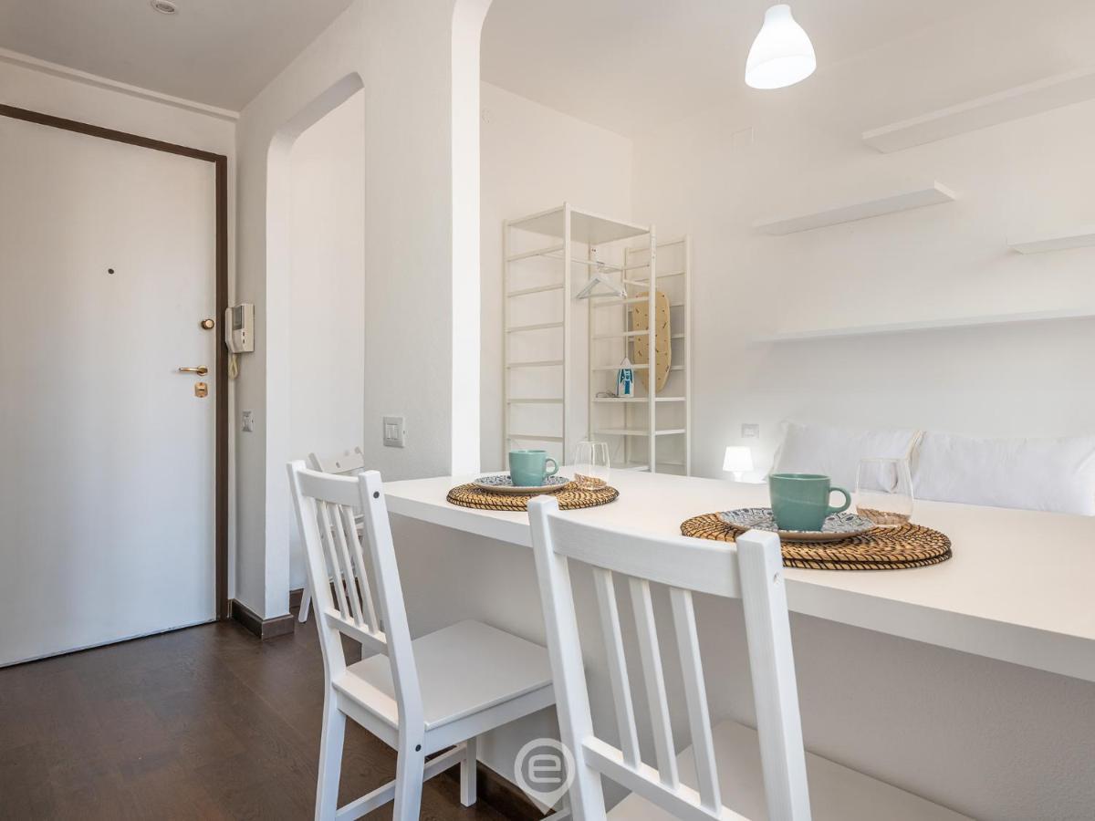 The White Studio Кальяри Экстерьер фото