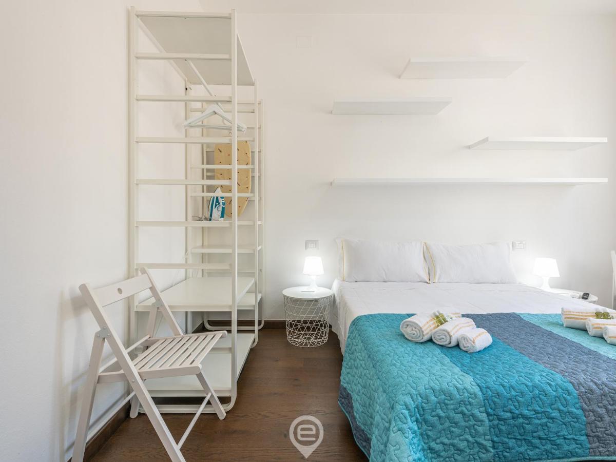 The White Studio Кальяри Экстерьер фото